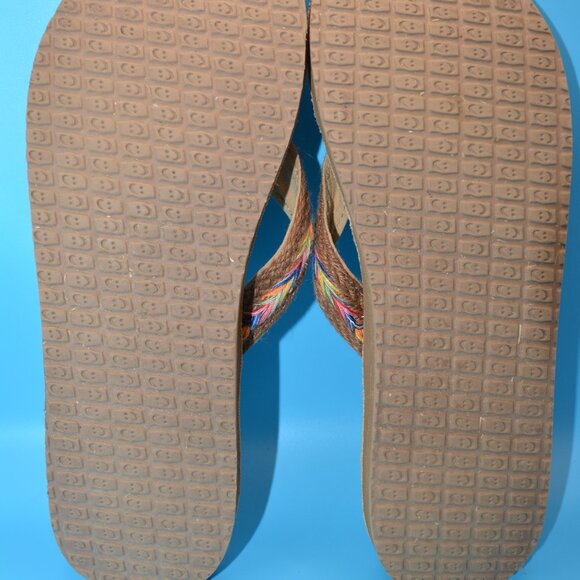 Womens Sanuk Flip Flops Sz 11 Tan Multi Color - Picture 2 of 2